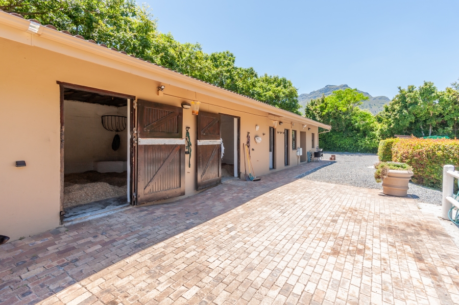 5 Bedroom Property for Sale in Hout Bay Western Cape